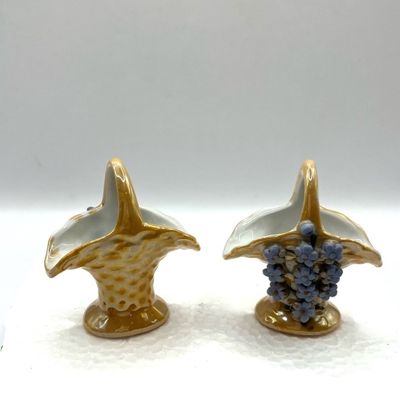 2 Vintage Elfinware Miniature Basket with Blue Flowers Made in Germany - Picture 9 of 16